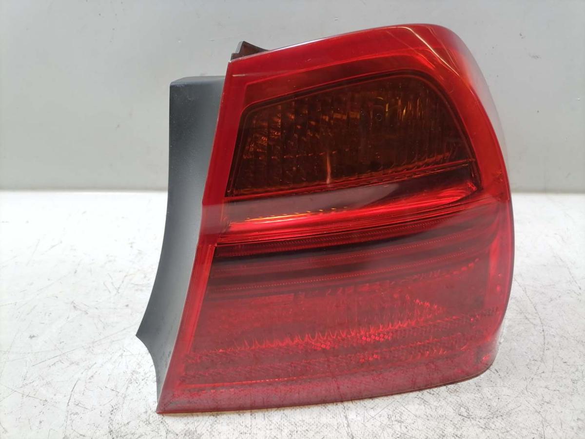 BMW 3er E90 original R&uuml;cklicht R&uuml;ckleuchte Schlussleuchte rechts Limousine Bj.2006